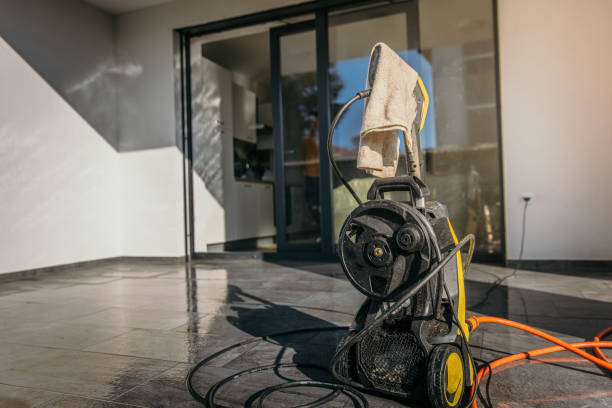 Best Restaurant Pressure Washing  in Lehigh Acres, FL